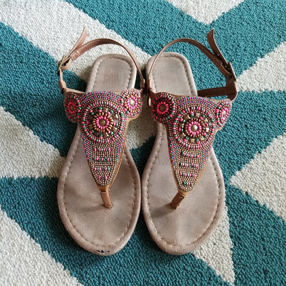 {Beaded} Brown Muk Luks Sandals